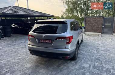 Внедорожник / Кроссовер Honda Pilot 2018 в 