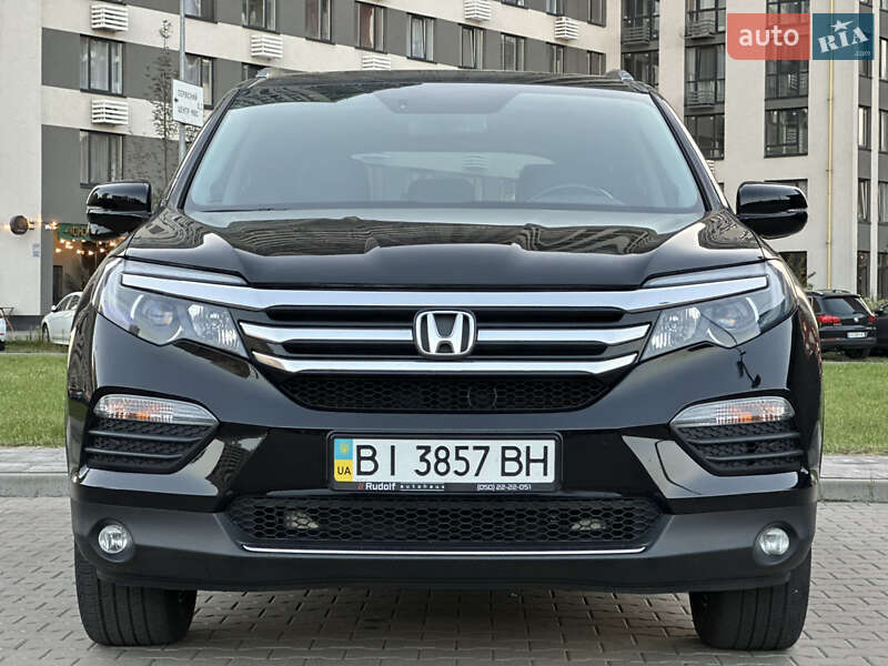 Внедорожник / Кроссовер Honda Pilot 2017 в Киеве