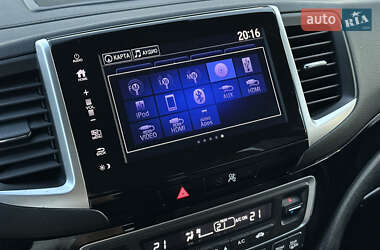 Внедорожник / Кроссовер Honda Pilot 2017 в 