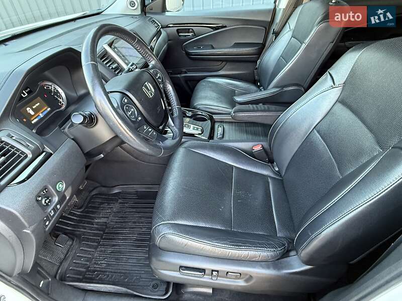 Внедорожник / Кроссовер Honda Pilot 2017 в Киеве фото 47 Внедорожник / Кроссовер Honda Pilot 2017 в Киеве