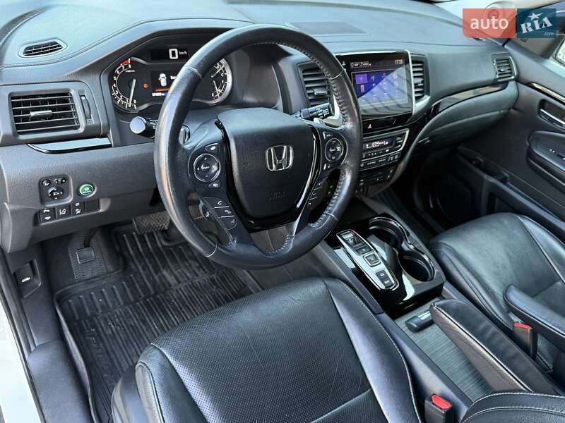 Внедорожник / Кроссовер Honda Pilot 2017 в Киеве фото 54 Внедорожник / Кроссовер Honda Pilot 2017 в Киеве
