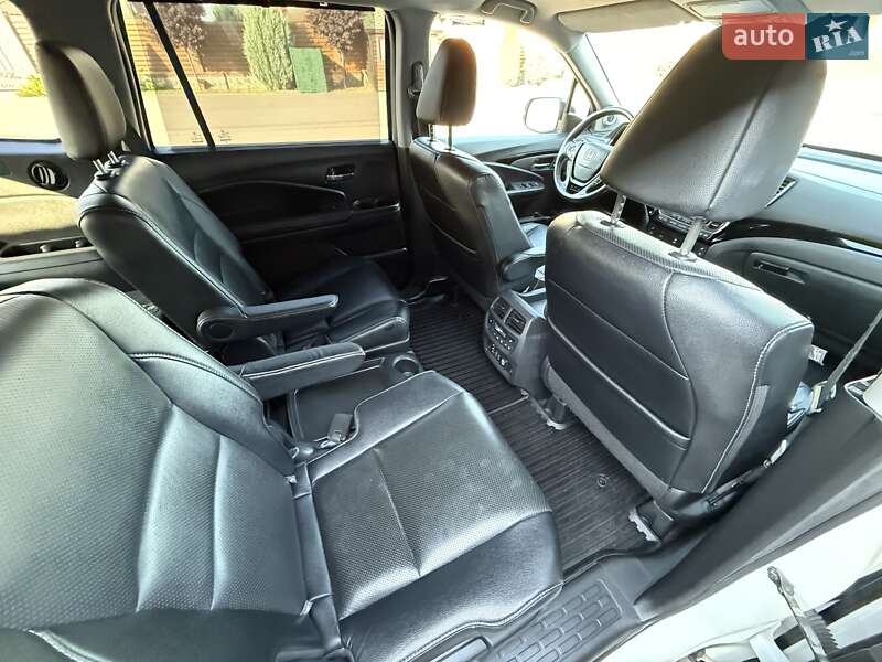 Внедорожник / Кроссовер Honda Pilot 2017 в Киеве фото 67 Внедорожник / Кроссовер Honda Pilot 2017 в Киеве