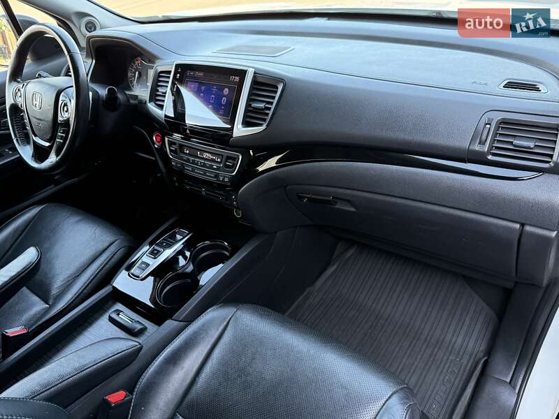 Внедорожник / Кроссовер Honda Pilot 2017 в Киеве фото 74 Внедорожник / Кроссовер Honda Pilot 2017 в Киеве