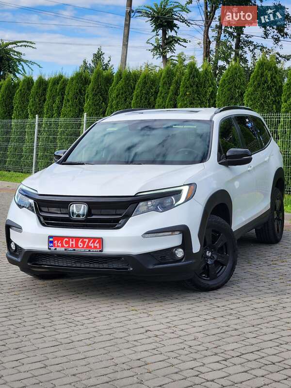 Внедорожник / Кроссовер Honda Pilot 2022 в 