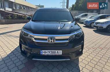 Внедорожник / Кроссовер Honda Pilot 2019 в 