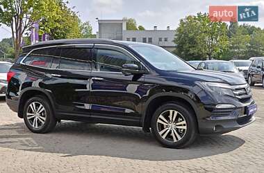 Внедорожник / Кроссовер Honda Pilot 2017 в 