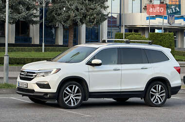 Внедорожник / Кроссовер Honda Pilot 2016 в 