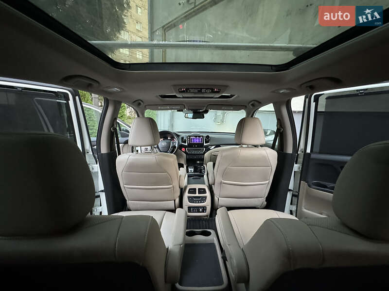 Внедорожник / Кроссовер Honda Pilot 2016 в Ровно фото 21 Внедорожник / Кроссовер Honda Pilot 2016 в Ровно