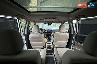 Внедорожник / Кроссовер Honda Pilot 2016 в 