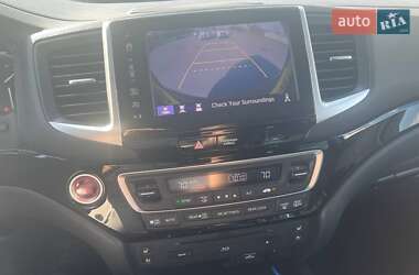 Внедорожник / Кроссовер Honda Pilot 2017 в 