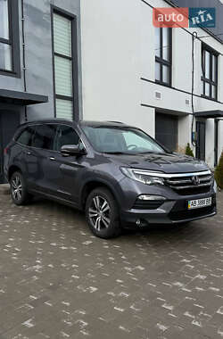 Внедорожник / Кроссовер Honda Pilot 2017 в Виннице