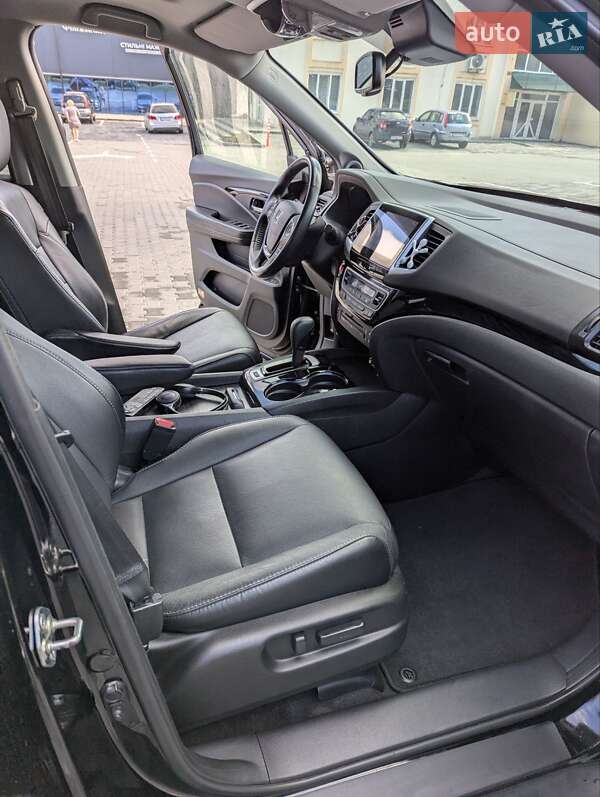 Внедорожник / Кроссовер Honda Pilot 2017 в Виннице