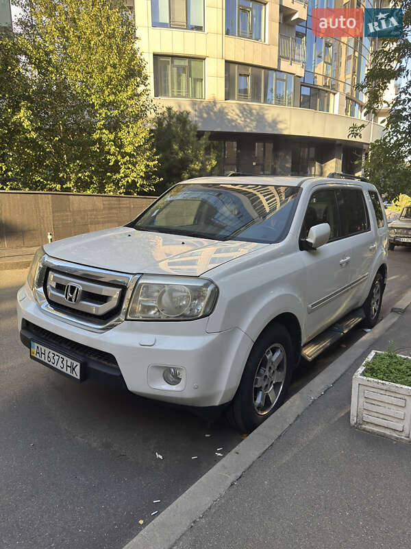 Внедорожник / Кроссовер Honda Pilot 2011 в Киеве
