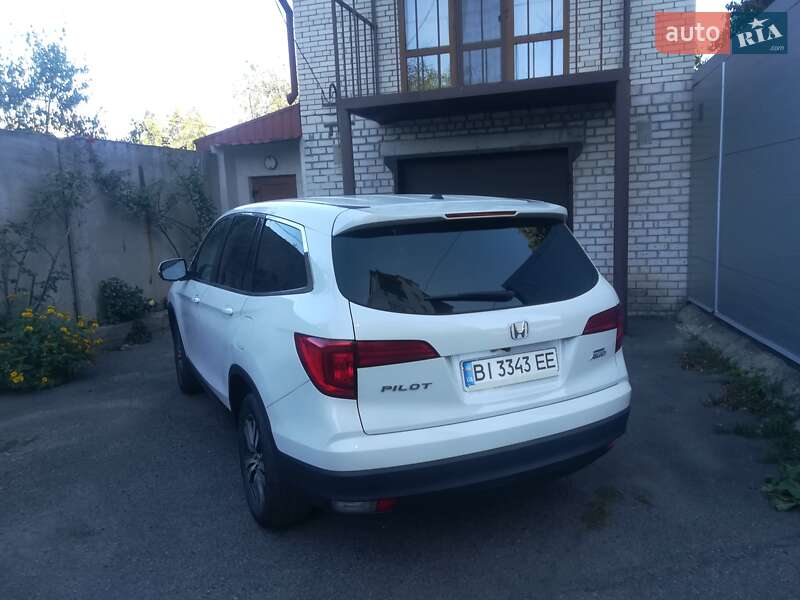 Внедорожник / Кроссовер Honda Pilot 2018 в Полтаве