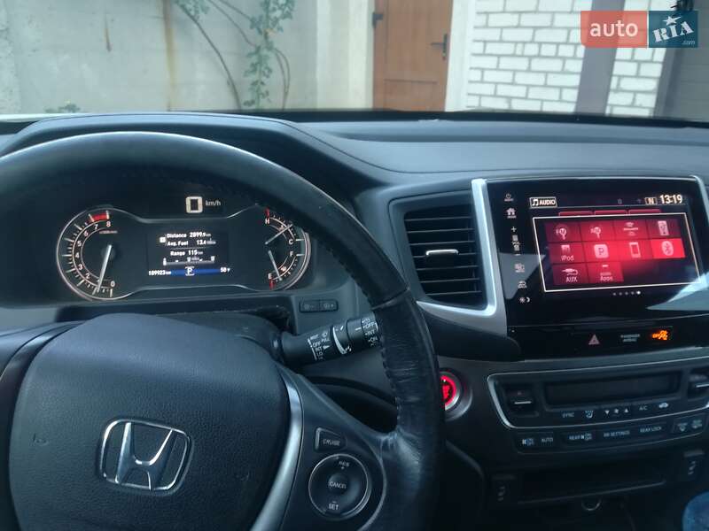 Внедорожник / Кроссовер Honda Pilot 2018 в Полтаве