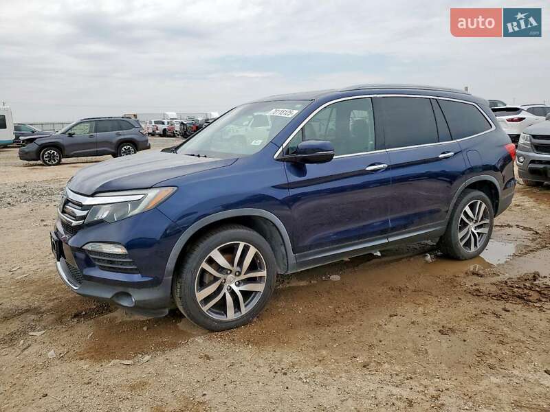 Позашляховик / Кросовер Honda Pilot 2017 в 