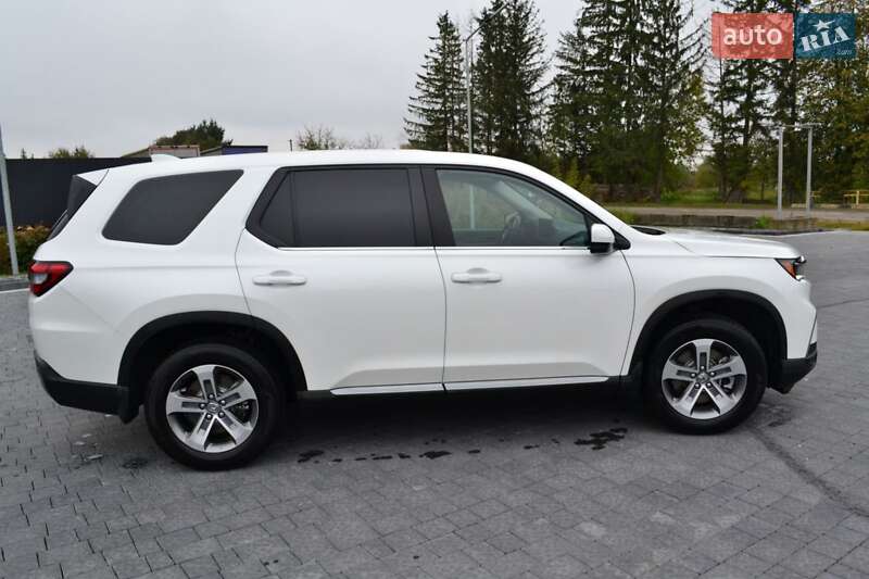 Внедорожник / Кроссовер Honda Pilot 2023 в Самборе