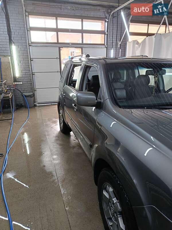 Внедорожник / Кроссовер Honda Pilot 2008 в Чернигове