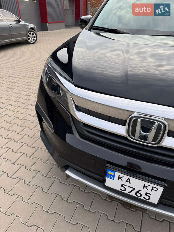 Позашляховик / Кросовер Honda Pilot 2020 в Лубнах