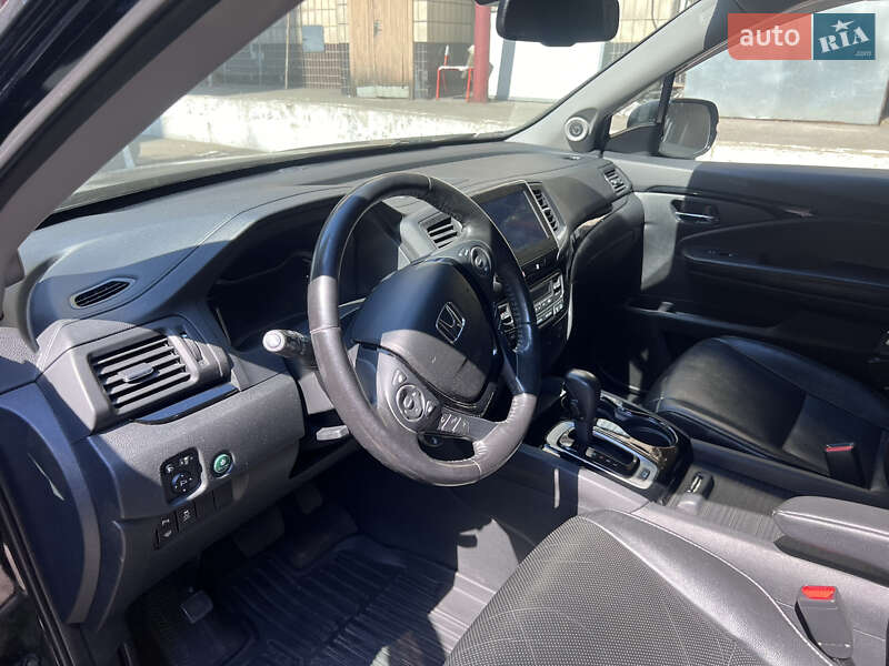 Позашляховик / Кросовер Honda Pilot 2017 в Києві фото 11 Позашляховик / Кросовер Honda Pilot 2017 в Києві