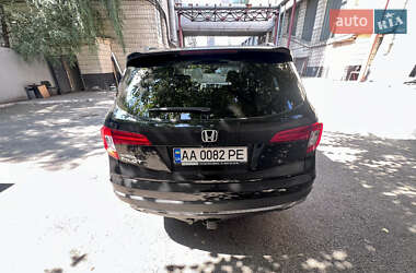 Позашляховик / Кросовер Honda Pilot 2017 в 
