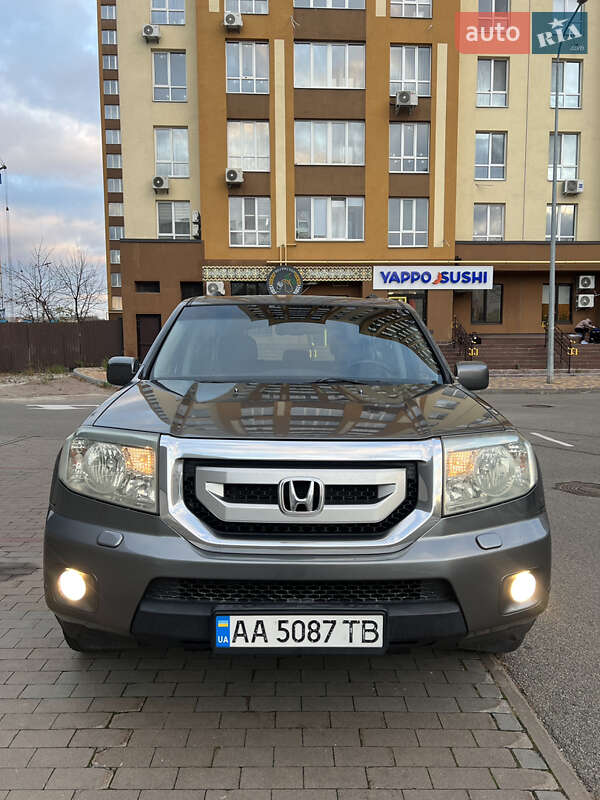 Внедорожник / Кроссовер Honda Pilot 2008 в Вишневом фото 2 Внедорожник / Кроссовер Honda Pilot 2008 в Вишневом