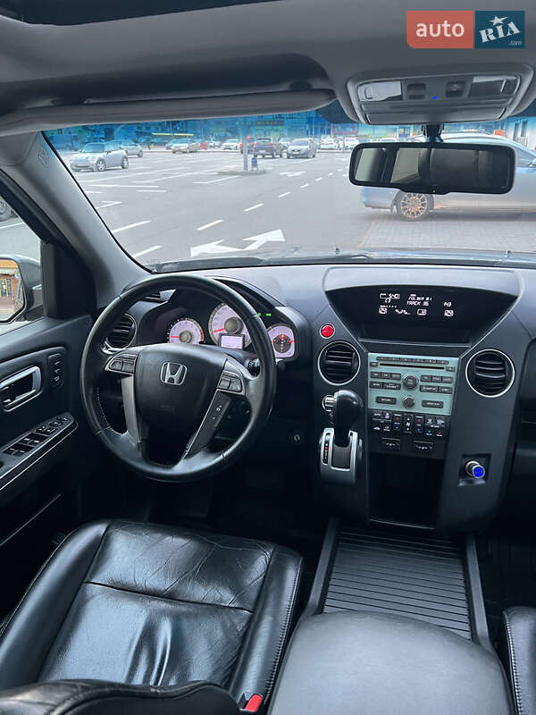 Внедорожник / Кроссовер Honda Pilot 2008 в Вишневом фото 20 Внедорожник / Кроссовер Honda Pilot 2008 в Вишневом