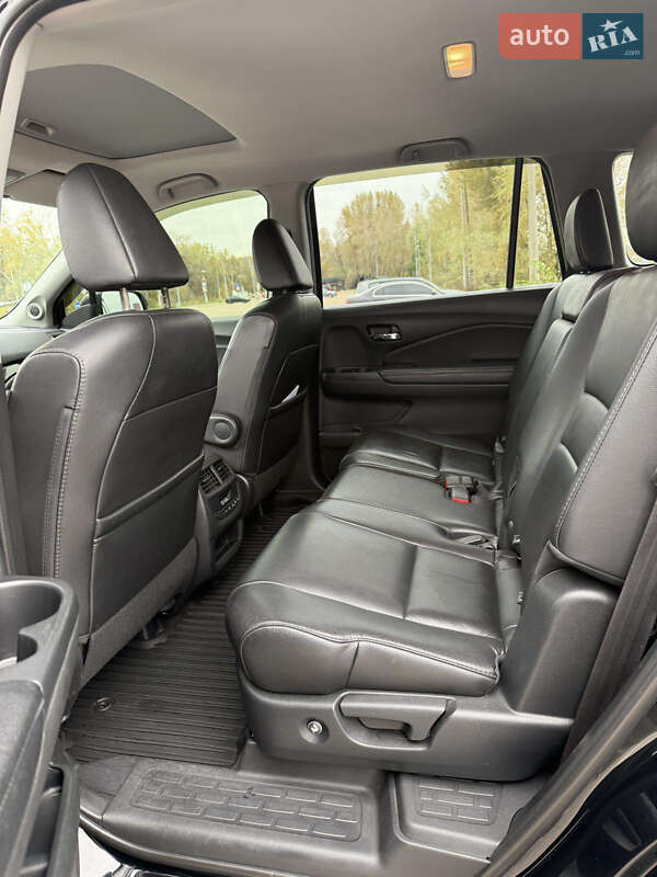 Позашляховик / Кросовер Honda Pilot 2017 в Києві