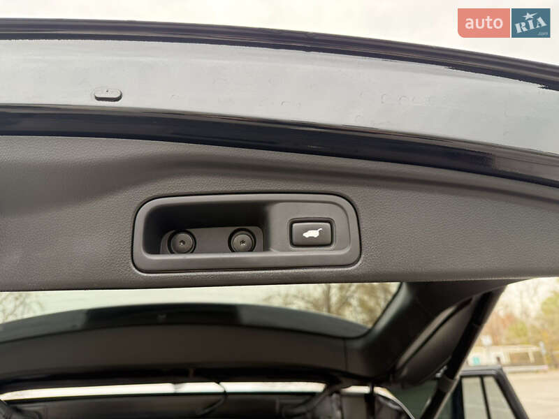 Позашляховик / Кросовер Honda Pilot 2017 в Києві