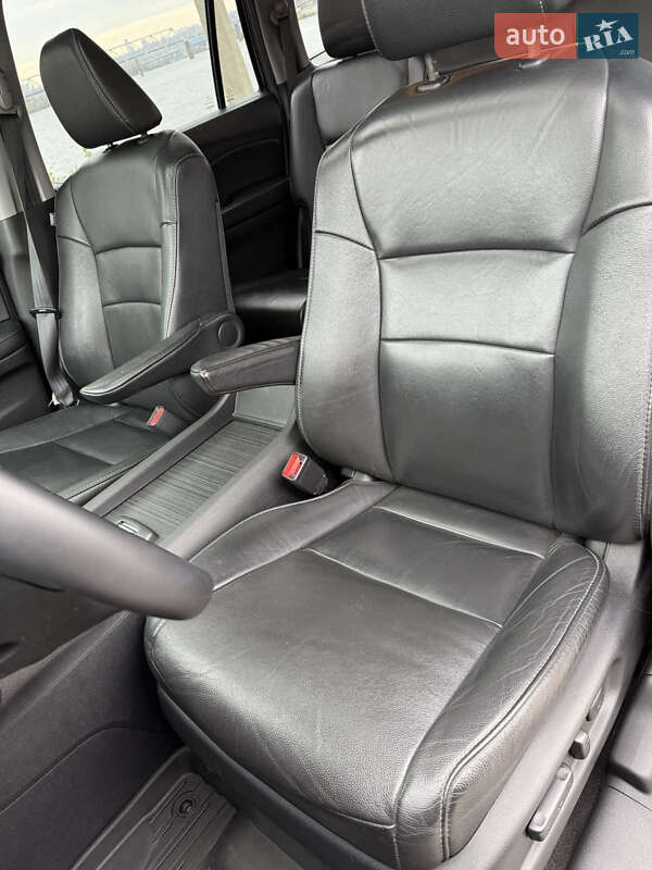 Позашляховик / Кросовер Honda Pilot 2017 в Києві