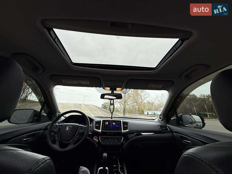 Позашляховик / Кросовер Honda Pilot 2017 в Києві