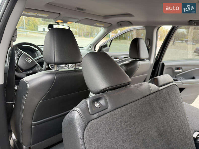 Позашляховик / Кросовер Honda Pilot 2017 в Києві