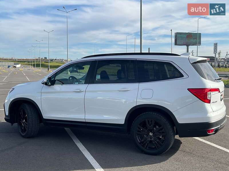 Позашляховик / Кросовер Honda Pilot 2022 в Львові