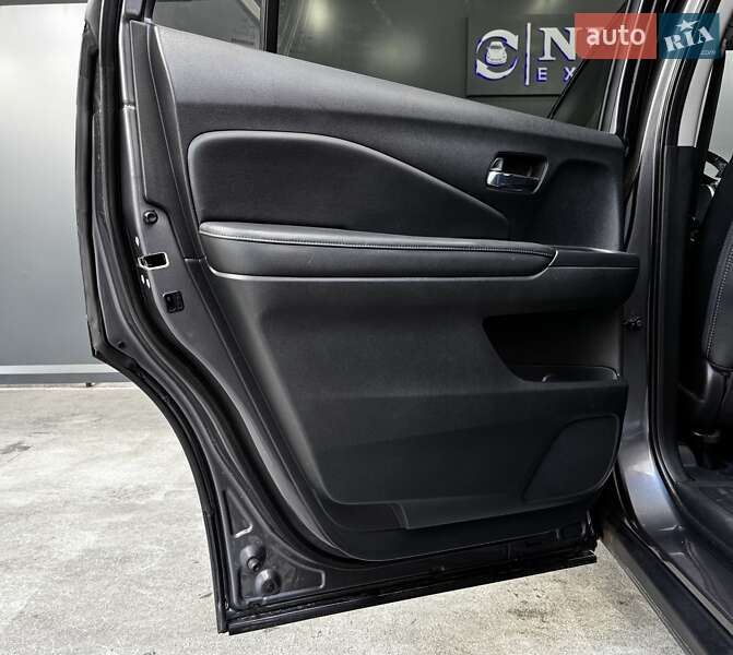 Внедорожник / Кроссовер Honda Pilot 2017 в Киеве фото 37 Внедорожник / Кроссовер Honda Pilot 2017 в Киеве