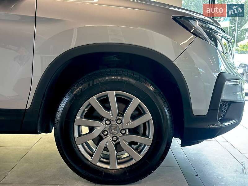 Позашляховик / Кросовер Honda Pilot 2018 в Львові