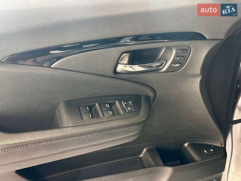 Позашляховик / Кросовер Honda Pilot 2018 в Львові