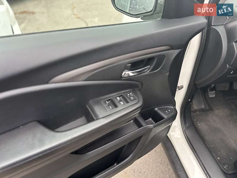 Внедорожник / Кроссовер Honda Pilot 2018 в Полтаве