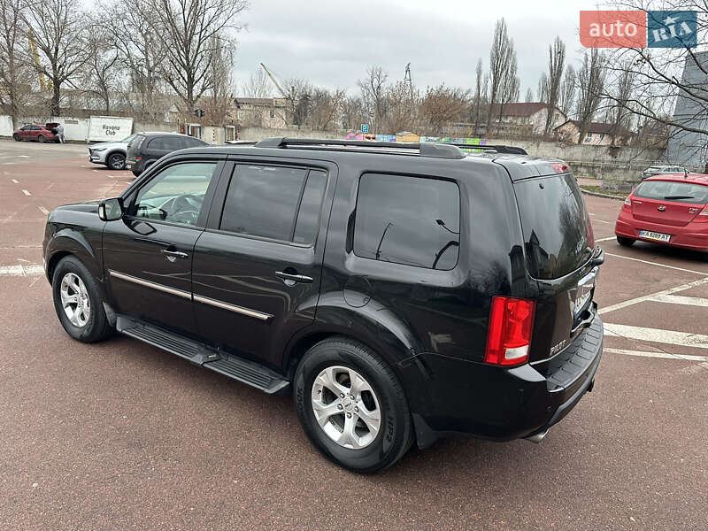 Позашляховик / Кросовер Honda Pilot 2008 в Києві