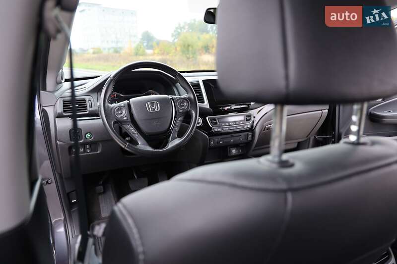 Внедорожник / Кроссовер Honda Pilot 2018 в Хмельницком
