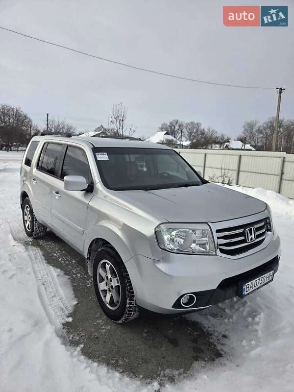Внедорожник / Кроссовер Honda Pilot 2008 в Хороле