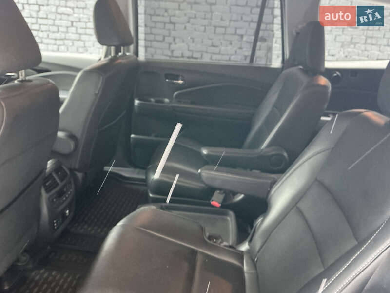Внедорожник / Кроссовер Honda Pilot 2016 в Тернополе фото 13 Внедорожник / Кроссовер Honda Pilot 2016 в Тернополе