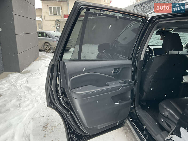 Внедорожник / Кроссовер Honda Pilot 2016 в Тернополе фото 16 Внедорожник / Кроссовер Honda Pilot 2016 в Тернополе