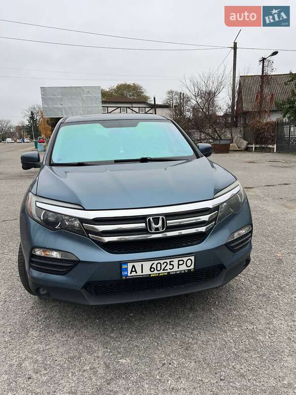 Внедорожник / Кроссовер Honda Pilot 2015 в Киеве