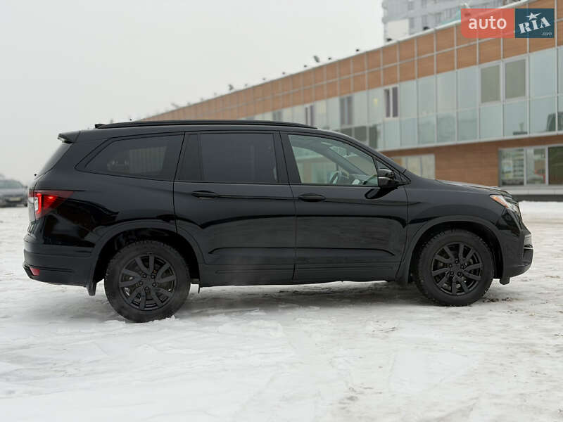 Внедорожник / Кроссовер Honda Pilot 2021 в Киеве