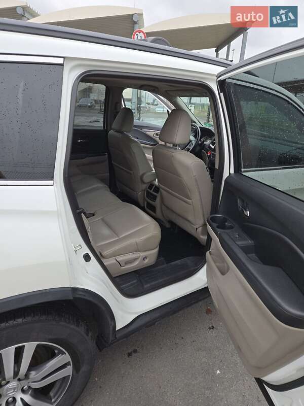 Внедорожник / Кроссовер Honda Pilot 2015 в Львове