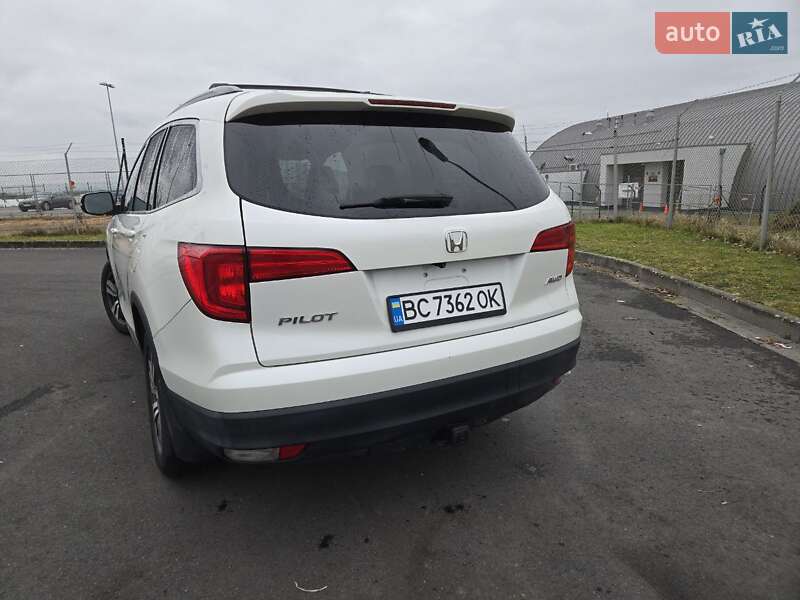 Внедорожник / Кроссовер Honda Pilot 2015 в Львове