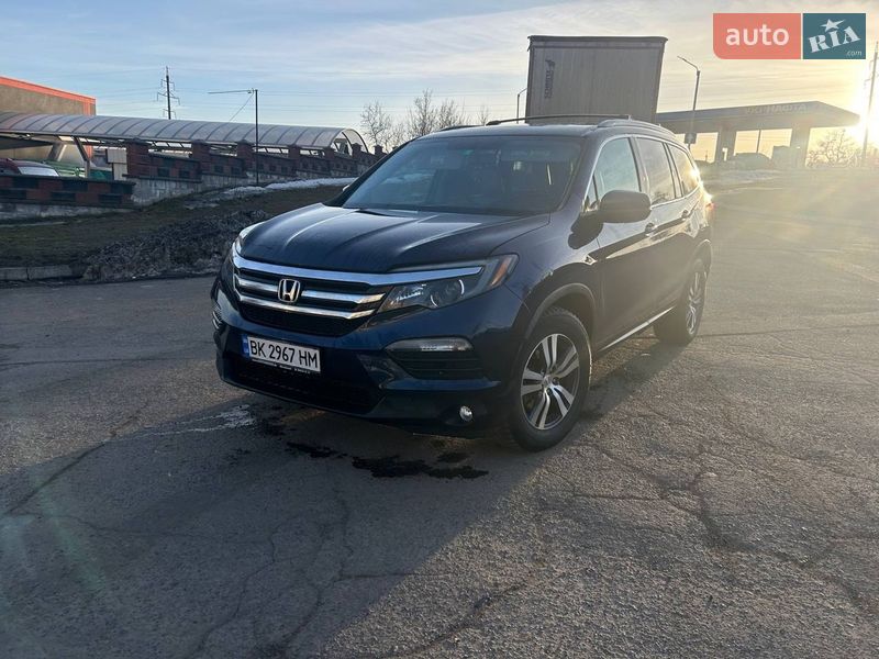 Внедорожник / Кроссовер Honda Pilot 2016 в Ровно