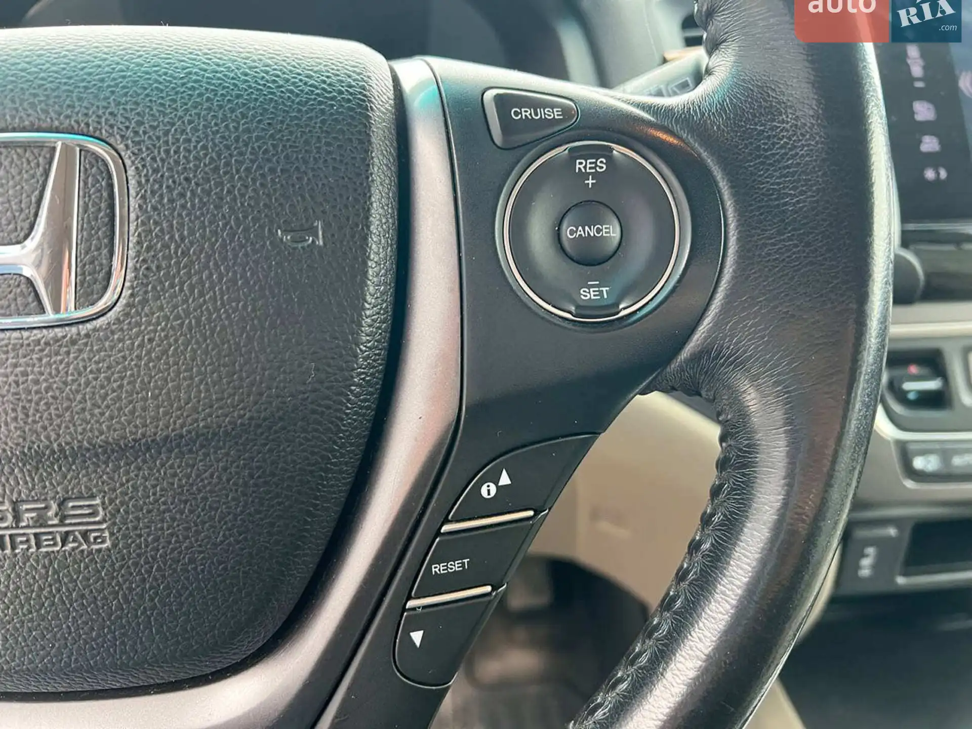 2017 Honda Pilot - мініатюра 23
