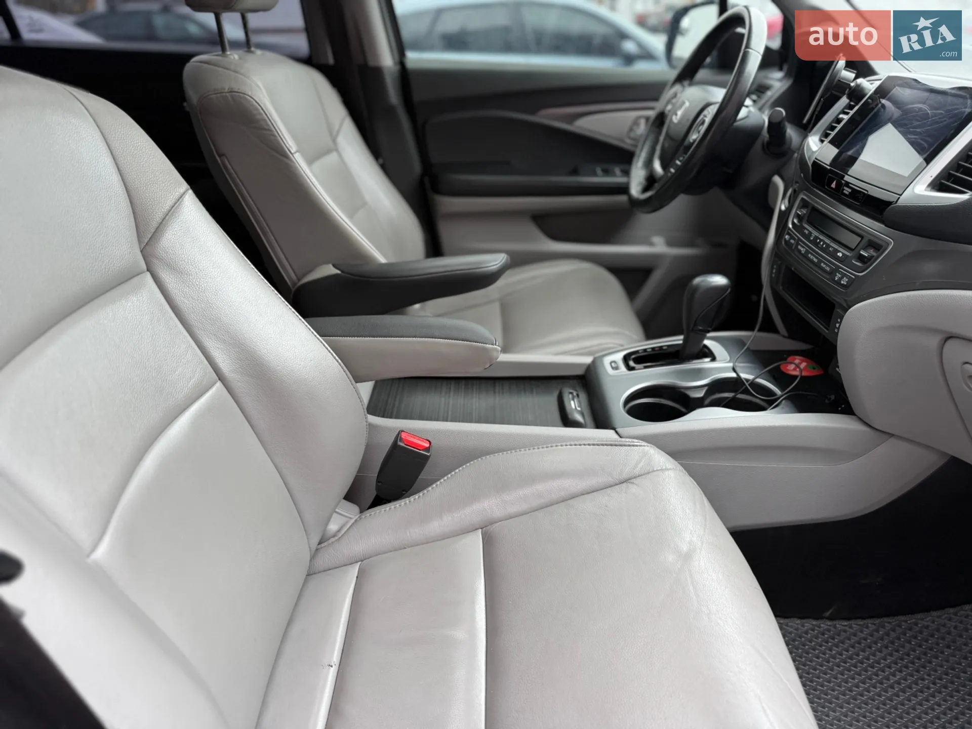 2016 Honda Pilot - мініатюра 16