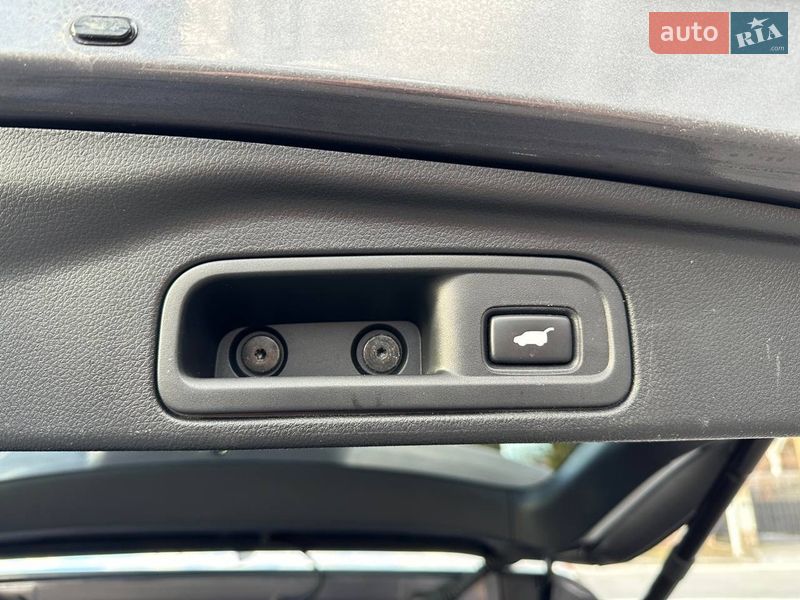 Внедорожник / Кроссовер Honda Pilot 2017 в Киеве